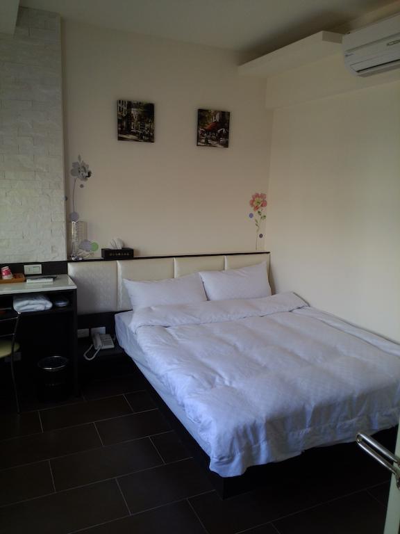 Tilon Hotel Pingtung Kamer foto