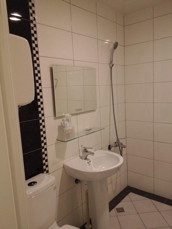 Tilon Hotel Pingtung Kamer foto
